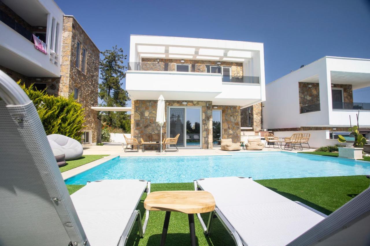 The Miracle Villa